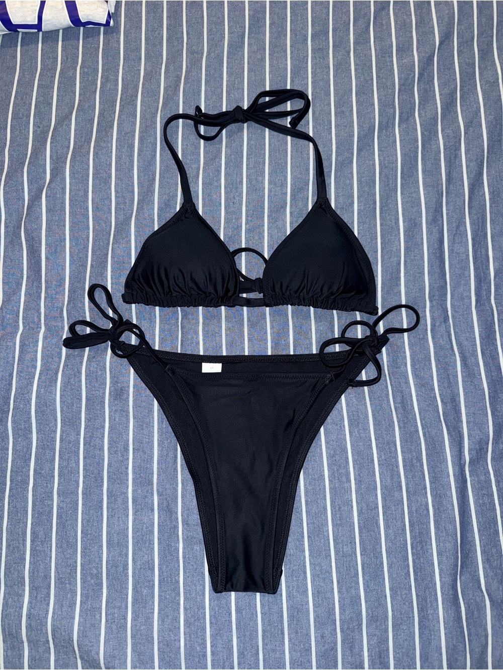Bikini Bundle - Picture 4 of 8